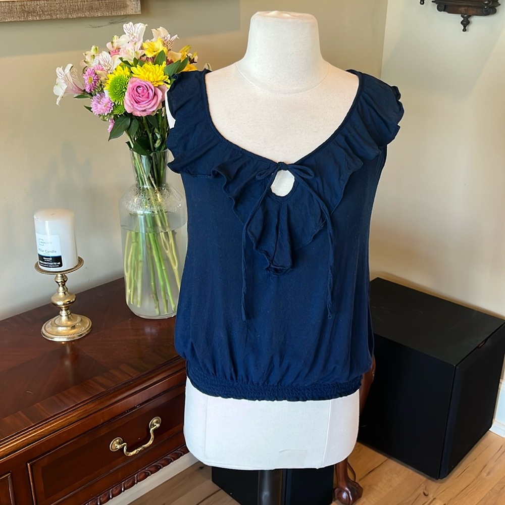 Criss Cross Romantic Navy Blue Tank Ruffle Neckline Womens Small